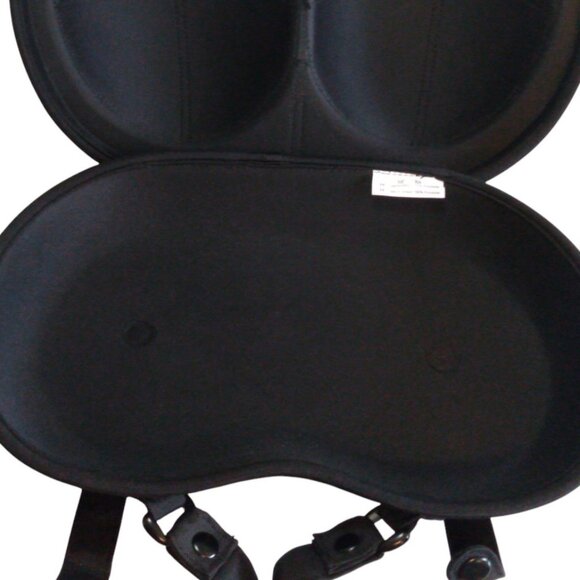 Travel Bra Bag-The Brag Company-Black with White Lace-Hardshell Case. - Picture 6 of 12